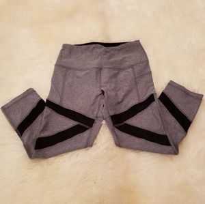 Grey capri leggings